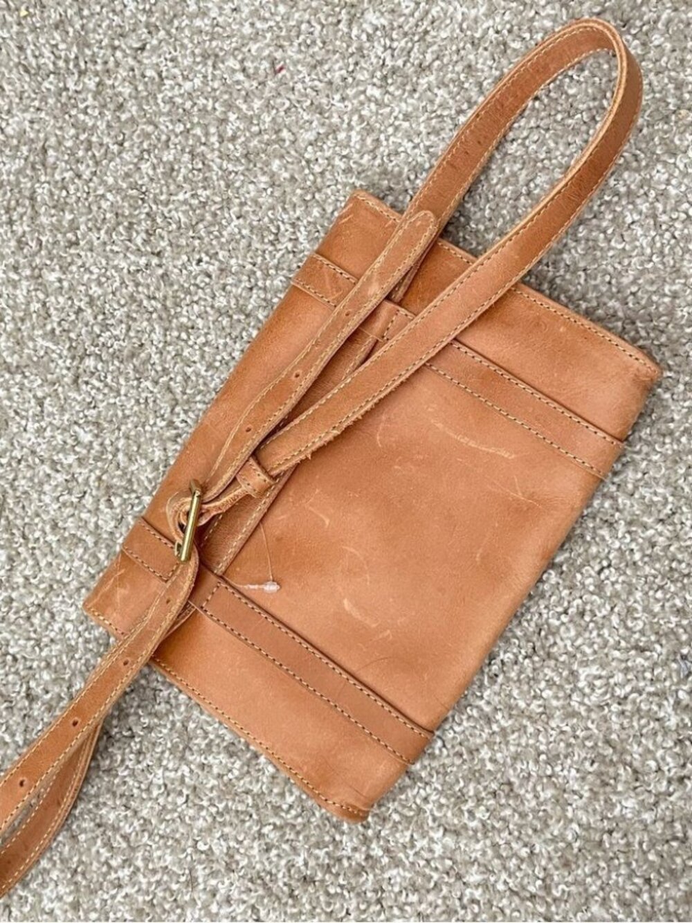 SSKEKO Tan Minimalist Leather Fanny Pack Crossbody Flap Bag - Picture 4 of 5